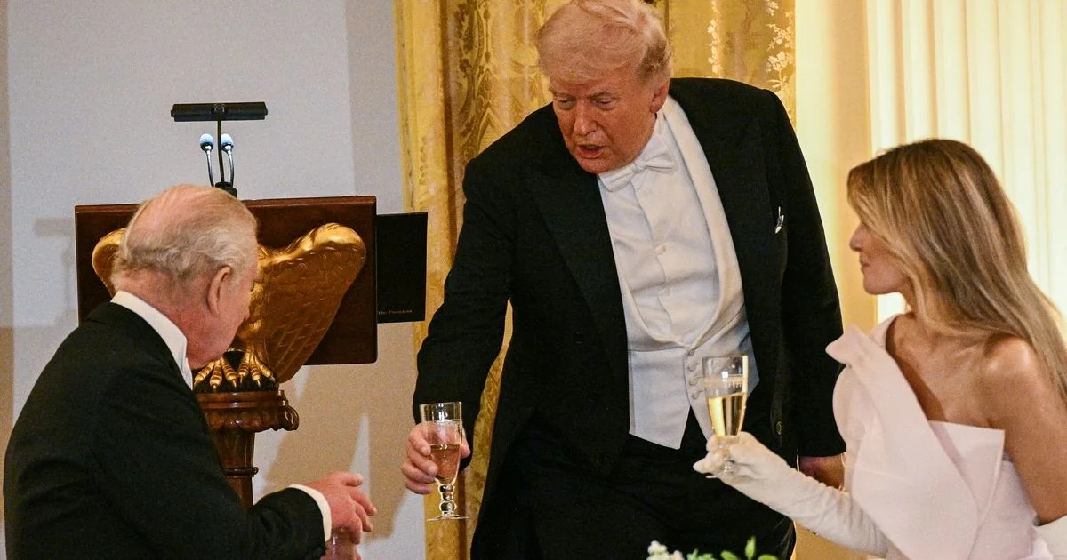 Rei Carlos III nos EUA reafirma a 'relação especial' com a Casa Branca; Trump diz ter 'derrotado' o Irã