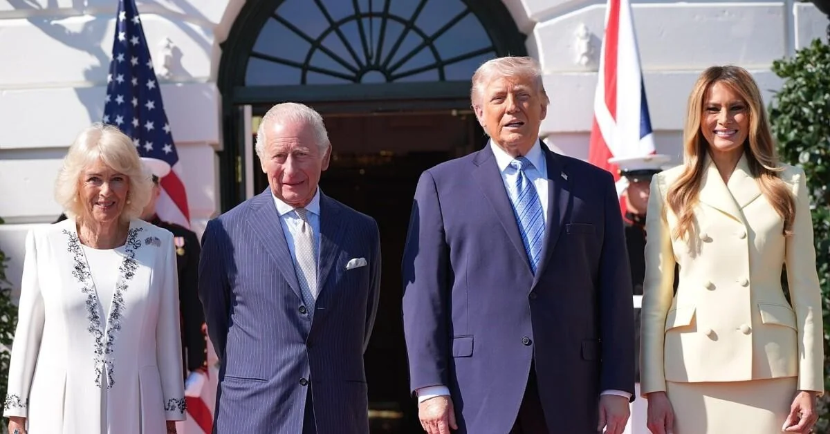 Rei Carlos III em Washington: Missão diplomática para selar racha entre Starmer e Trump sobre o Irã