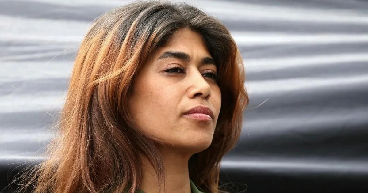 Parisienses interrogam a detenção da eurodeputada Rima Hassan por suposta apologia do terrorismo