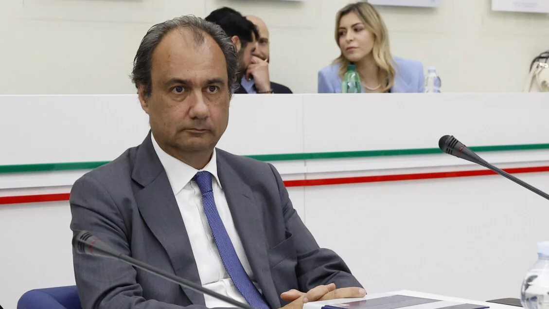 Procura Geral do Esporte solicita relatório à FIGC após investigação contra Gianluca Rocchi