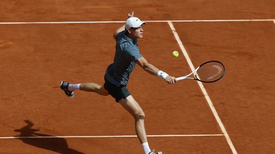 Sinner desafia a promessa madrilenha Jodar nos oitavos do Masters 1000 de Madrid