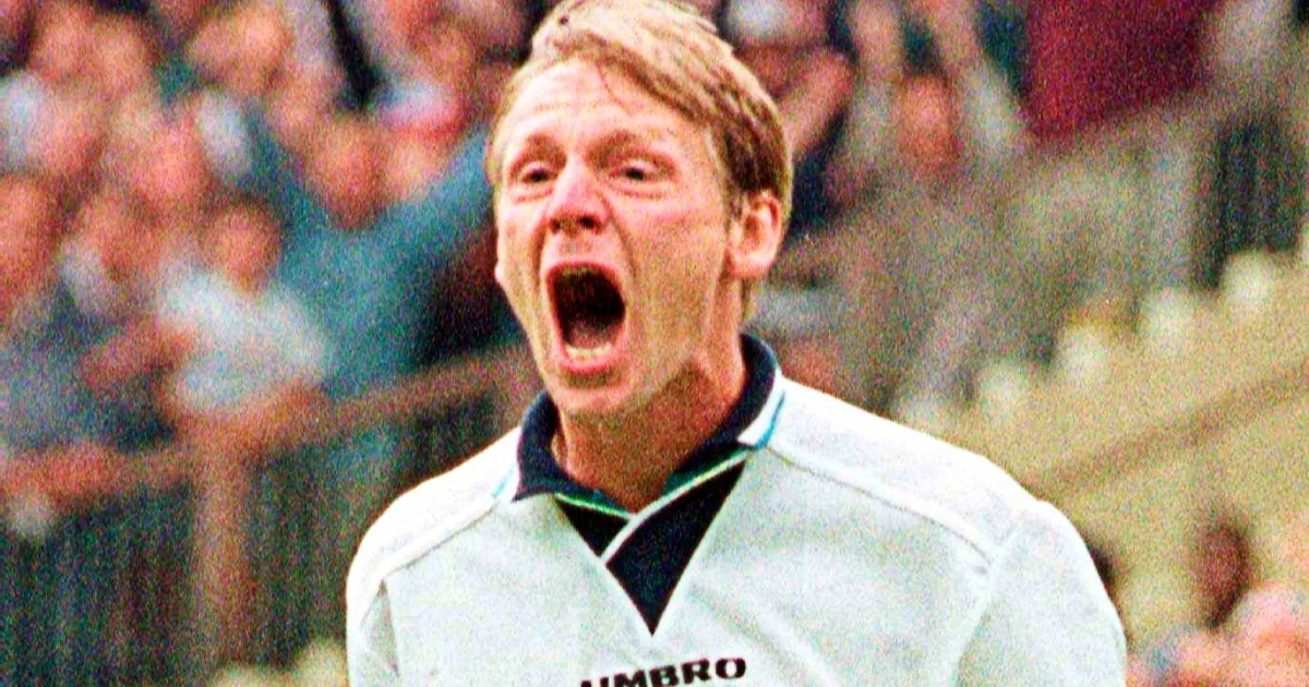 Stuart Pearce, o 'Psycho': do trabalho como eletricista ao mito forjado por Brian Clough
