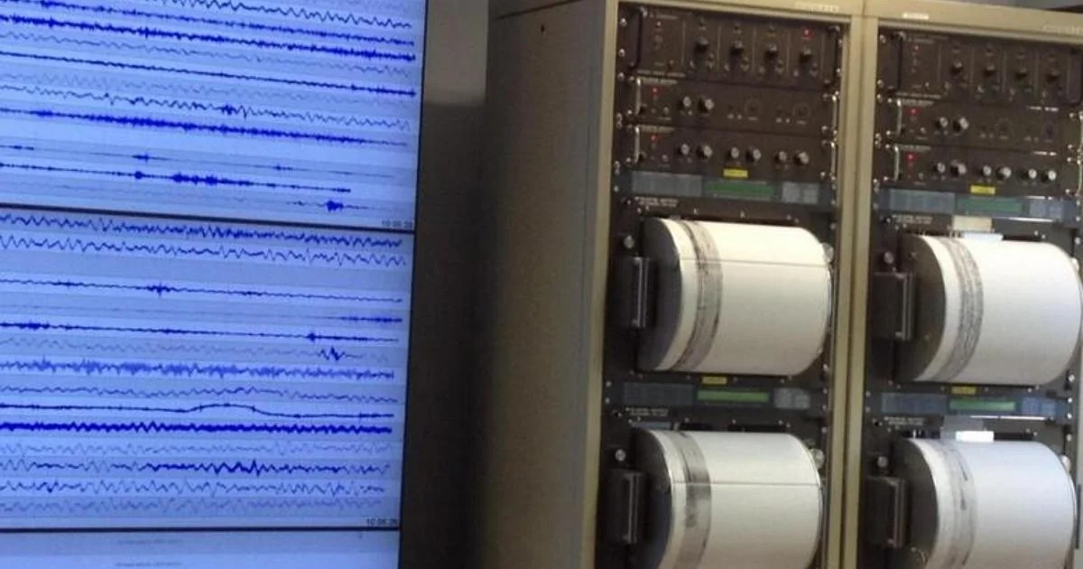 Terremoto de magnitude 7.4 atinge Tohoku; alerta de tsunami para Iwate e Hokkaido