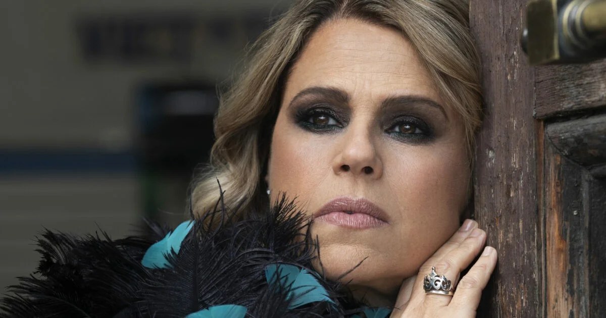 Tosca lança Feminae: O feminino como fecundidade, nutrição e refúgio — um álbum que reescreve estereótipos