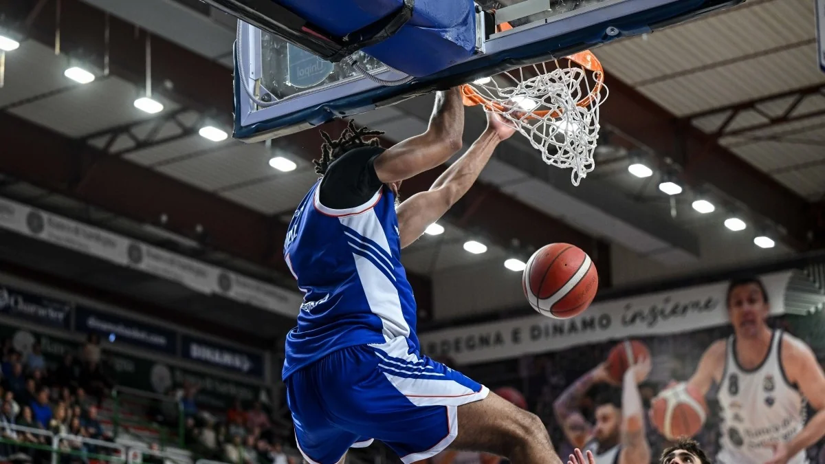 Treviso vence Sassari por 108-103 e mantém viva a luta pela salvezza da Serie A