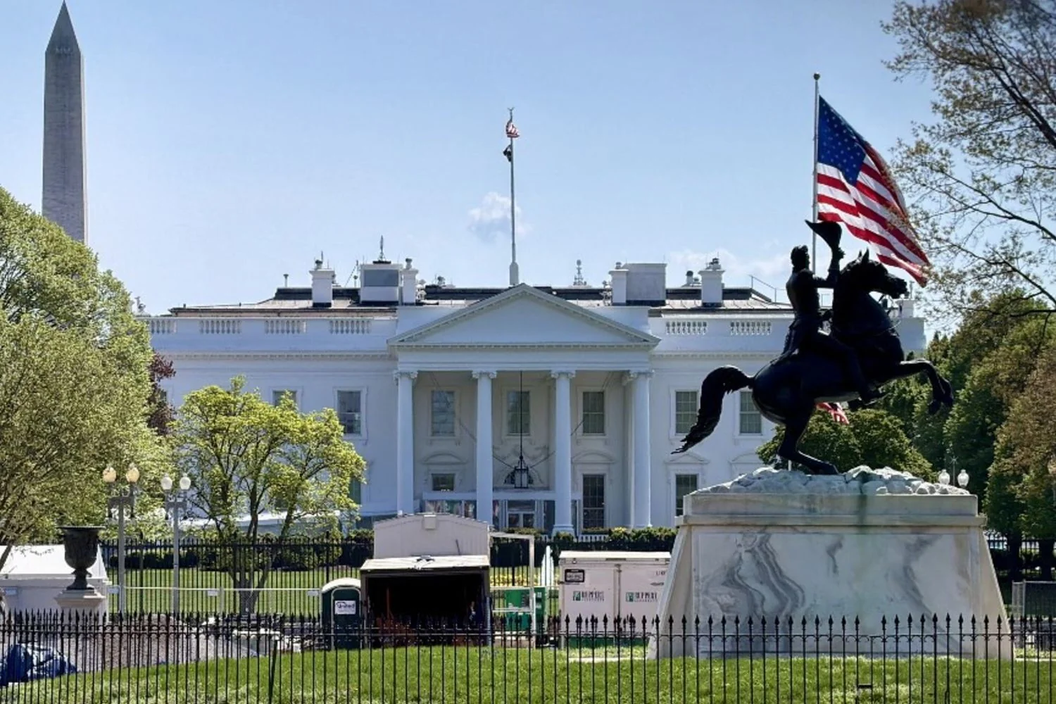 Trump apela contra suspensão da nova sala de baile da Casa Branca alegando risco à segurança nacional
