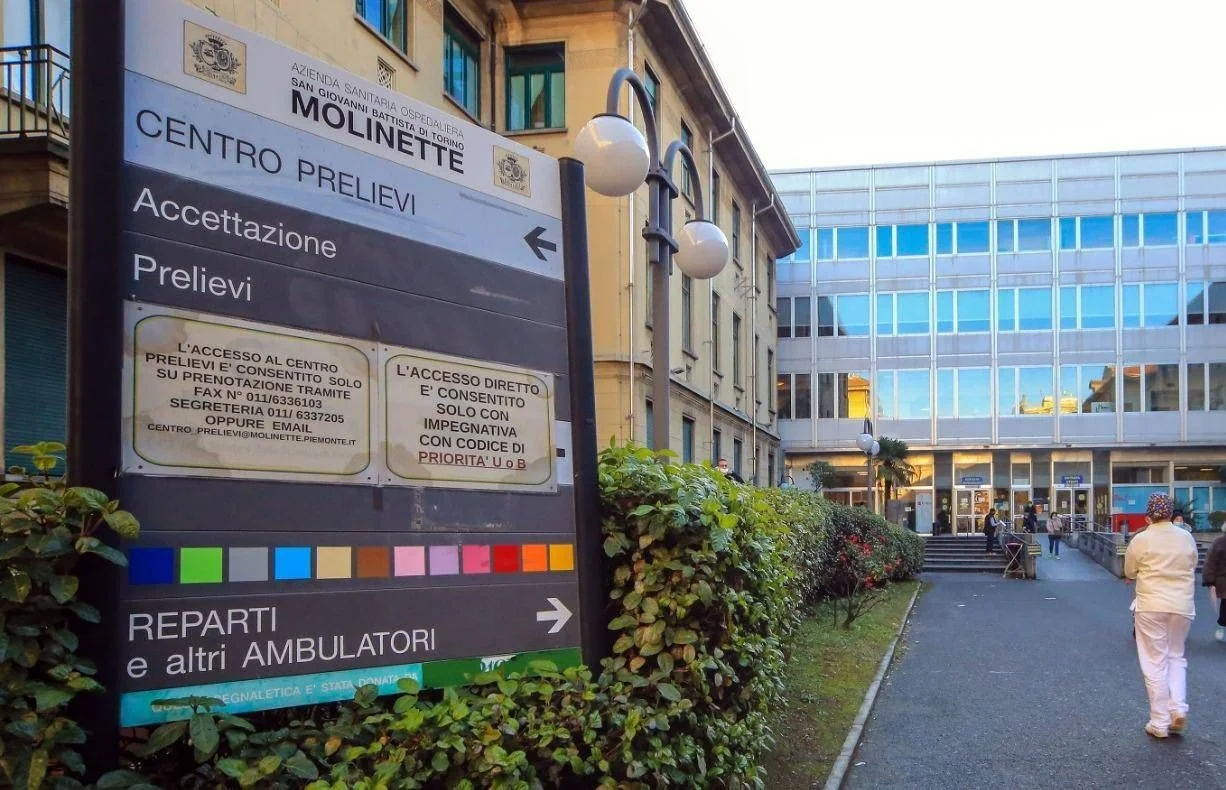 Retirado tumor de cólon em paciente acordado com hipnose nas Molinette, Turim