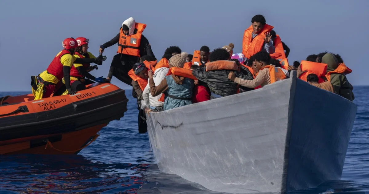 UE e a criminalização da solidariedade: 110 processados por ajudar migrantes em 2025, revela relatório