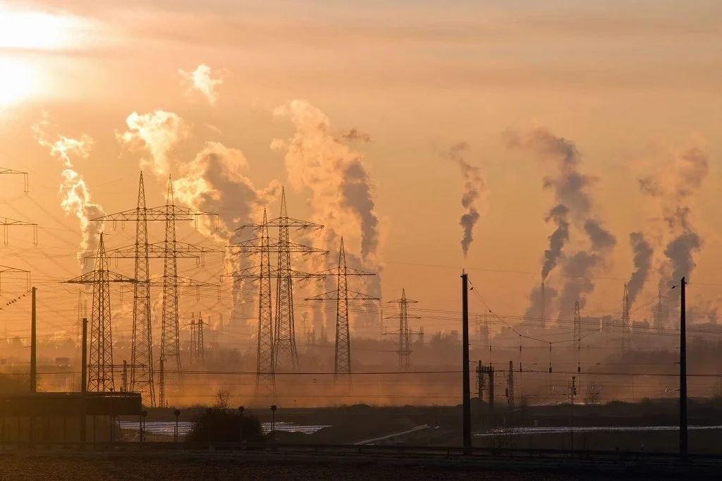 Em 2024, UE reduz emissões em 40% sobre 1990: um movimento estratégico no tabuleiro climático