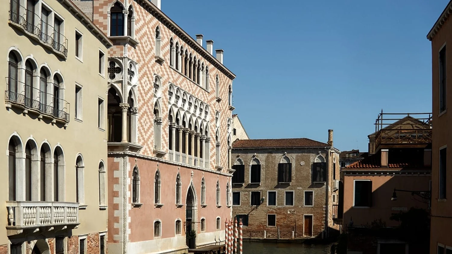 Veneza 2026: o boom de hotéis de luxo que redefine estadias entre palácios e ilhas