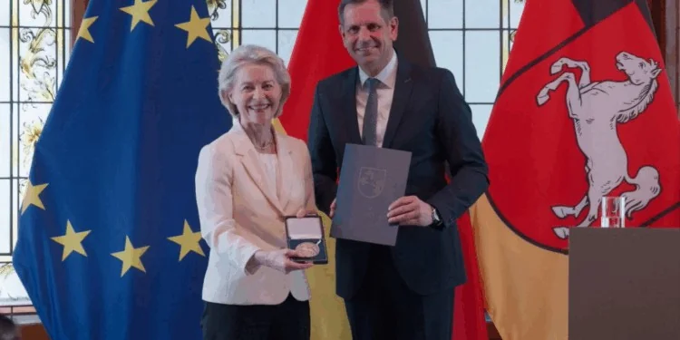 Von der Leyen: “A União Europeia pode vencer — já superamos uma crise energética”