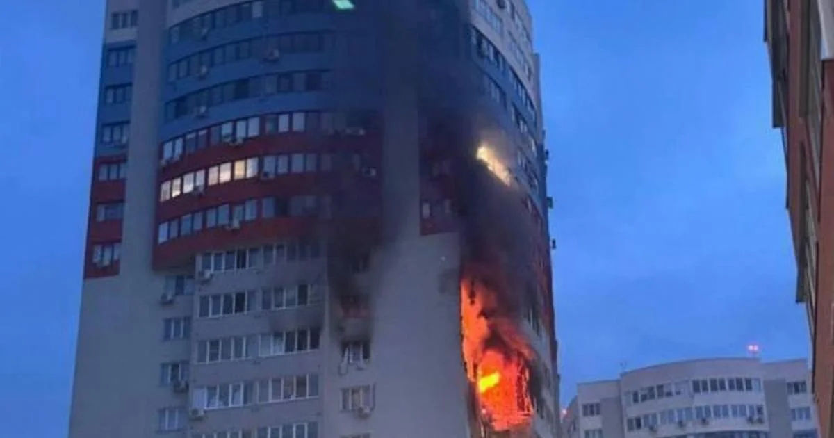 Alerta de drone fecha aeroporto de Helsinque; bombardeios russos em Kiev deixam dezenas de mortos, inclusive crianças