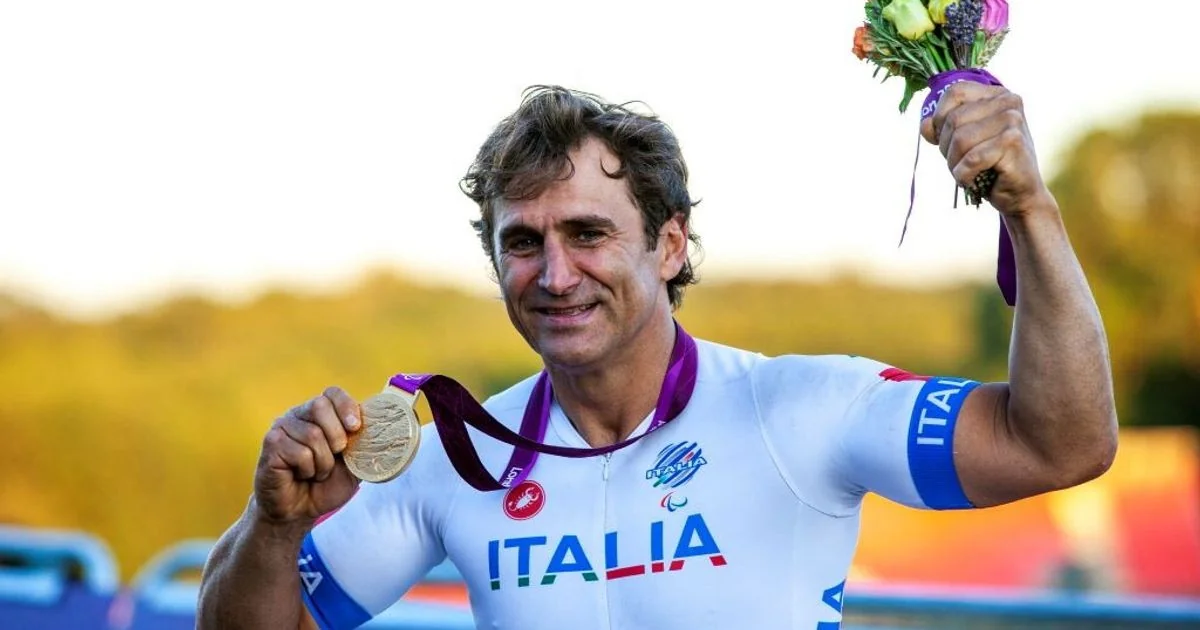 Alex Zanardi: o campeão que iluminou caminhos além das barreiras, morto no dia de Ayrton Senna