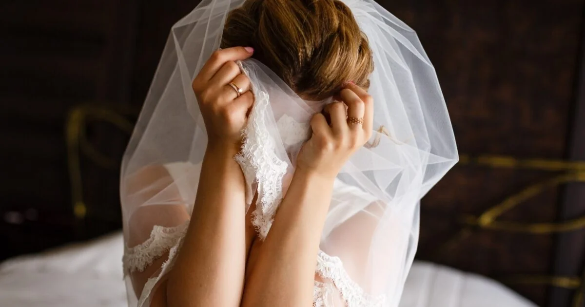 Investigação da BBC expõe acusações de violência sexual contra participantes de Married at First Sight UK