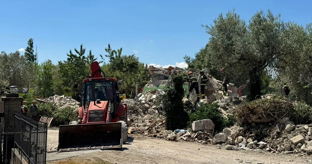 Bolsena: explosão violentíssima destrói villetta em Via della Rena; proprietário é encontrado morto
