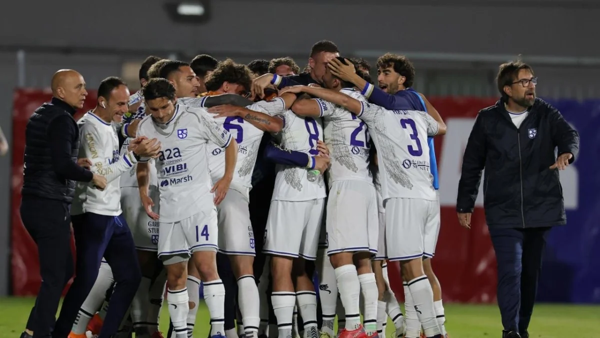 Brescia impõe-se em Casarano: 3 a 0 e semifinal de play-off praticamente assegurada
