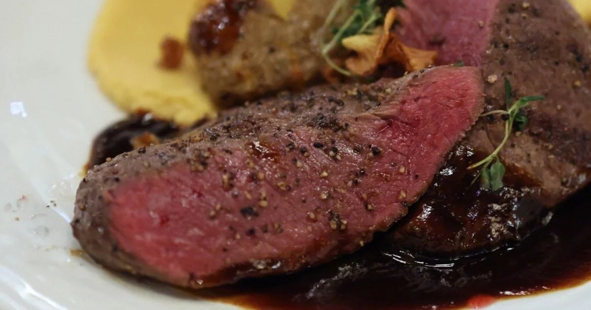 Carne vermelha: do alimento evolutivo ao fator de risco para saúde e meio ambiente