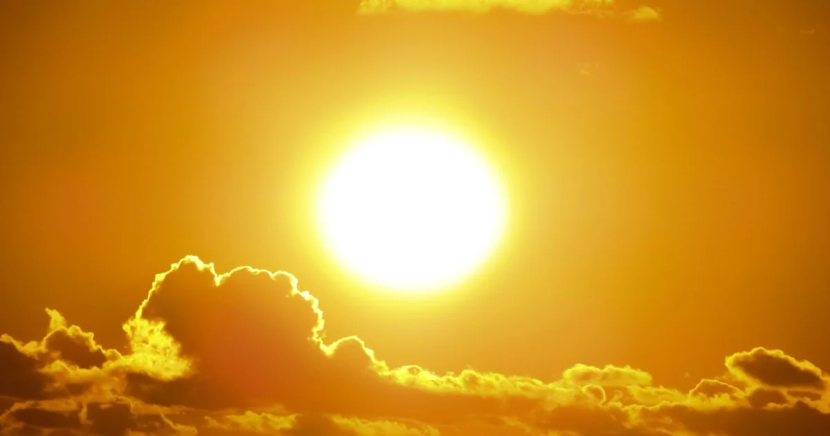 Células solares de perovskita quase invisíveis transformam janelas e superfícies em geradores de energia