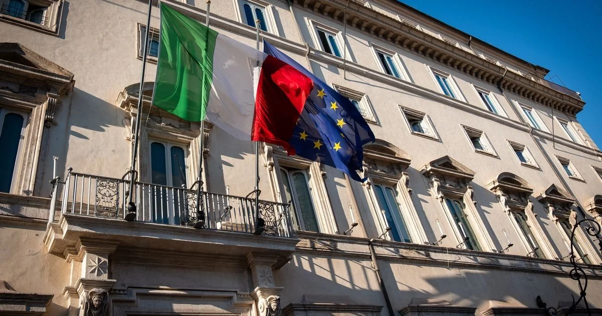 Centrodestra em Chigi acelera plano de energia e pressiona por reforma eleitoral