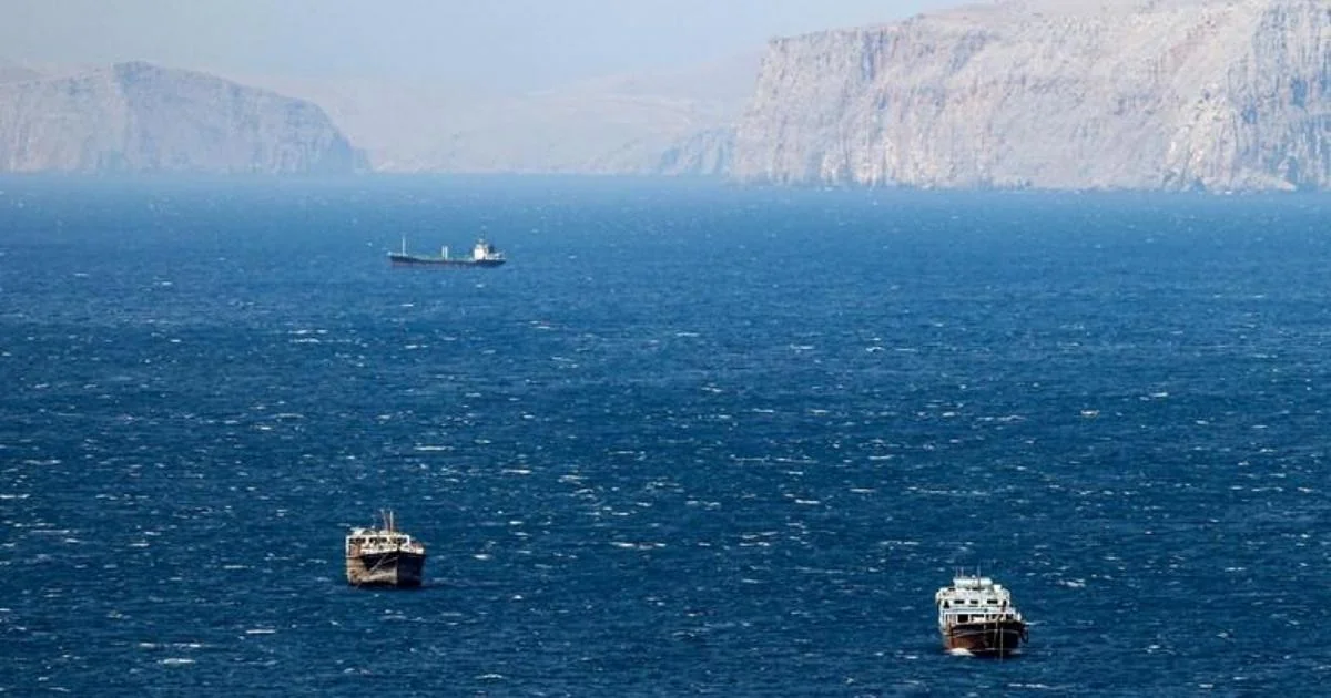Crise de Hormuz acelera a transição energética: do petróleo à centralidade da auto elétrica