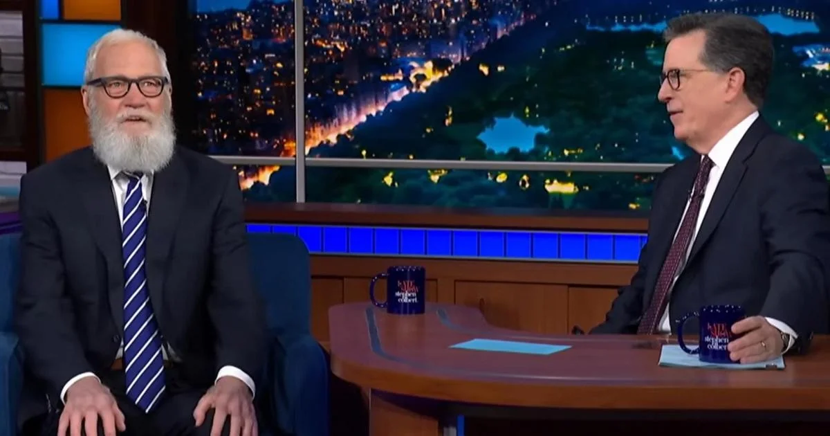 David Letterman volta ao Ed Sullivan Theater para defender Colbert: “Podem tirar o programa, não a voz”
