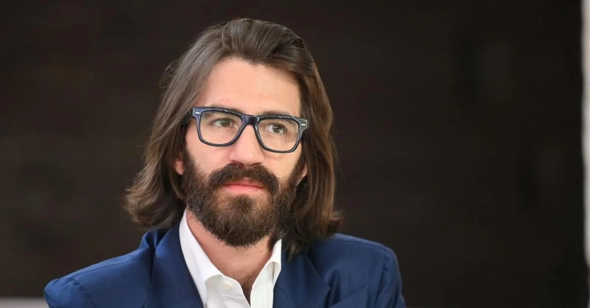Delfin reconfigura governança: Leonardo Maria Del Vecchio sobe para 37,5% após acordo com irmãos