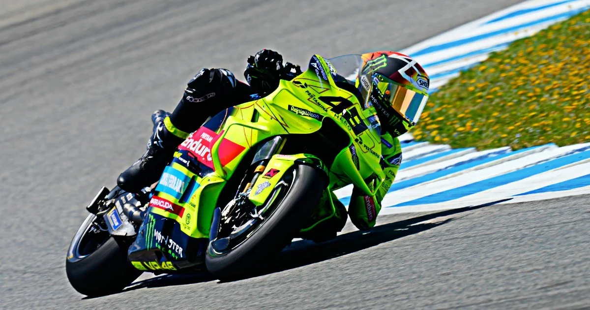 Di Giannantonio vence corrida maluca na Catalunha: acidentes, bandeiras vermelhas e reflexos do novo equilíbrio na MotoGP