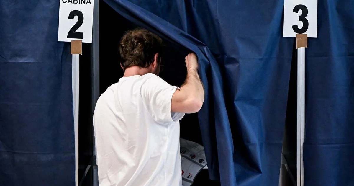 Eleições municipais na Itália: mais de 6,6 milhões às urnas; afluência cai para 46,3%