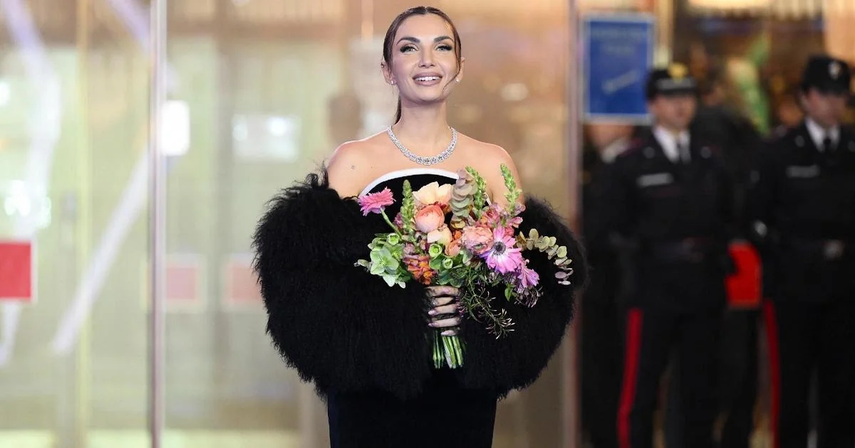 Feliz aniversário, Elettra Lamborghini: desejos ao vivo no Eurovision e o roteiro público de uma popstar