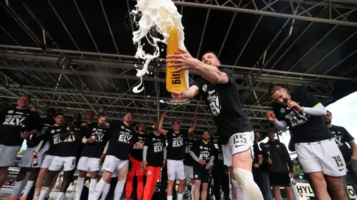 Elversberg: do vilarejo de 7 mil habitantes à Bundesliga — a jornada da dinastia Holzer