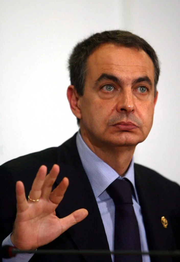Zapatero é levado a processo por lavagem de dinheiro e tráfico de influências no caso Plus Ultra