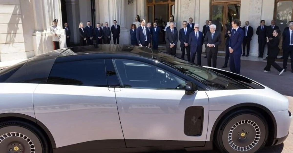 Ferrari apresenta Luce e paga preço em bolsa: por que a estreia em Maranello não convenceu investidores