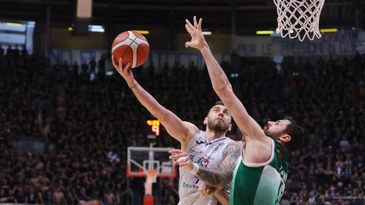 Fortitudo retoma sua identidade: atropela Avellino em jogo 5 e garante vaga na semifinal