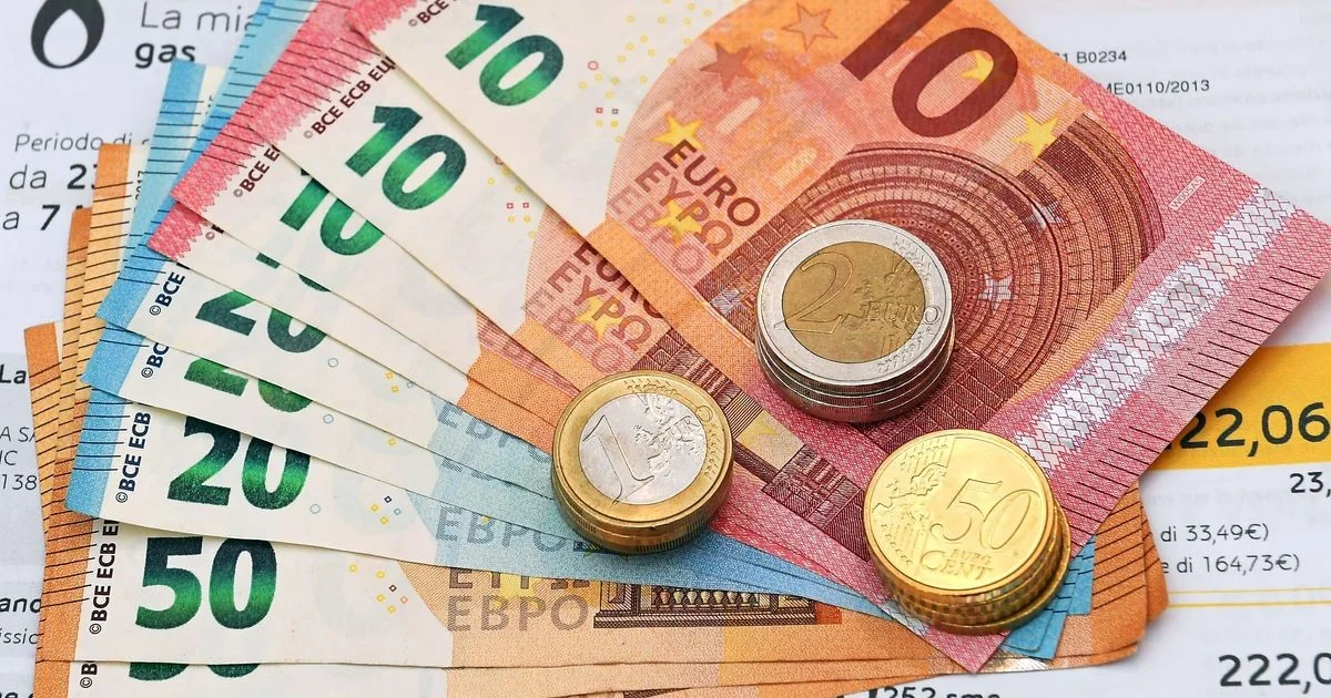 Idosa de 90 anos em Troina recebe conta de água de 12 mil euros e aciona advogado