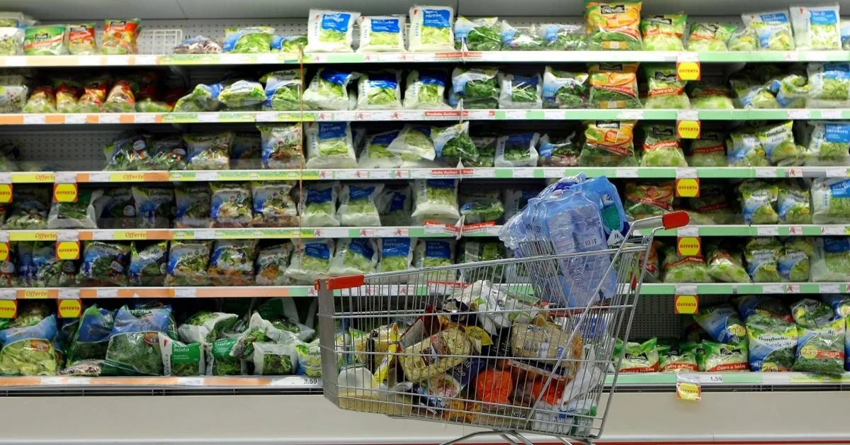 Inflação sobe para 2,8% em abril: energia e alimentos elevam preços; choque em Hormuz pressiona famílias e empresas
