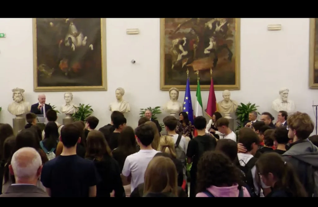 Jovens desenham o futuro da Europa: vencedores do “Dream for Europe” premiados em Roma