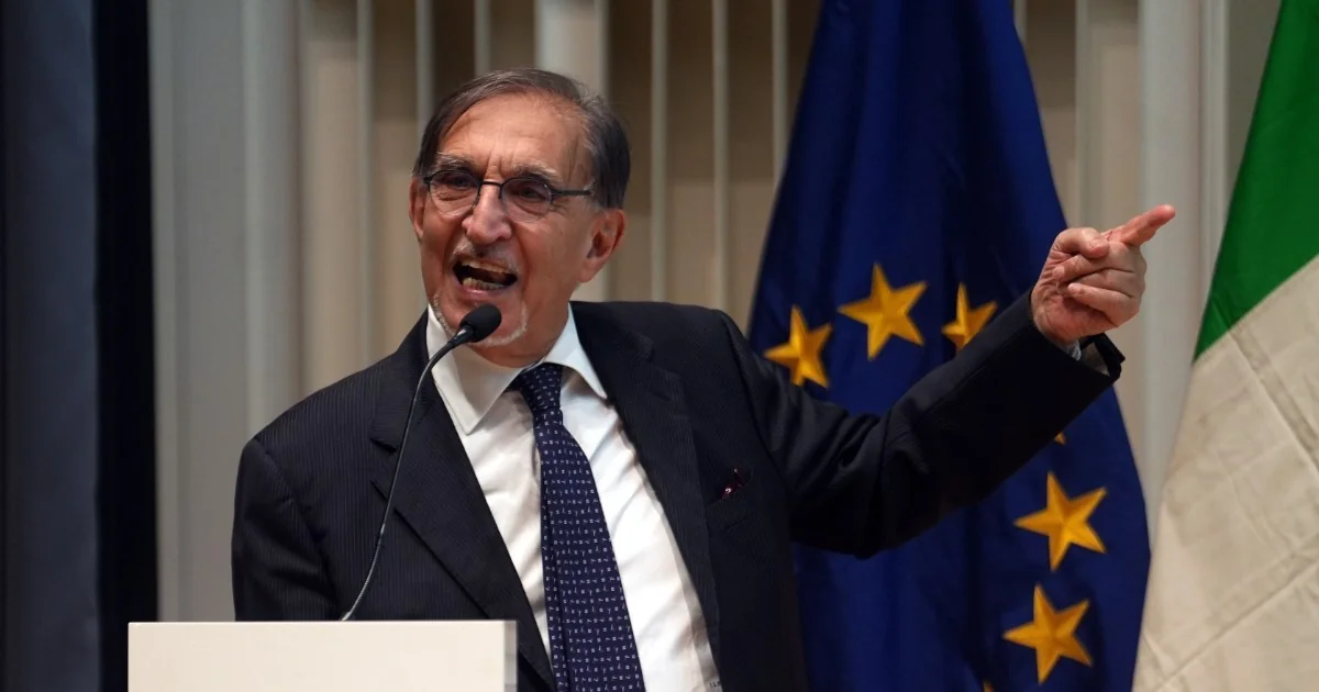 La Russa admite existência de bloqueio a Gaza ao criticar a Flotilla