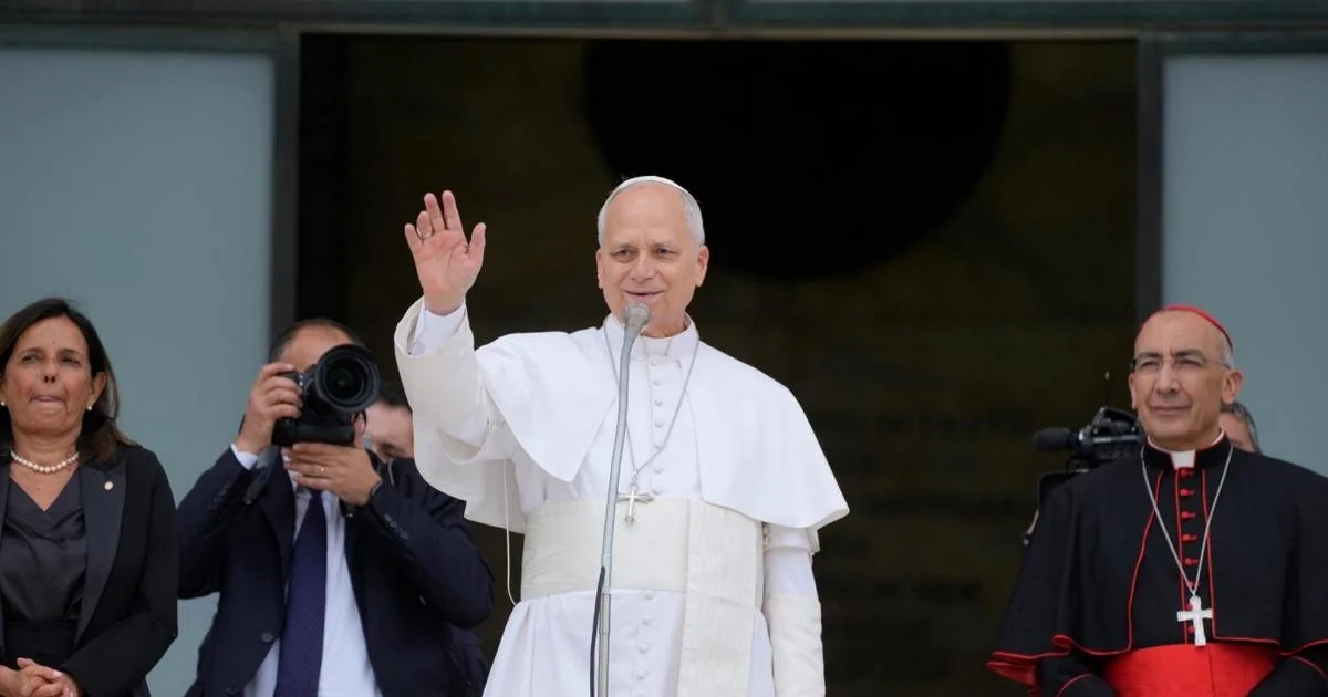 Leone XIV na La Sapienza: visita histórica reacende diálogo entre Igreja e universidade
