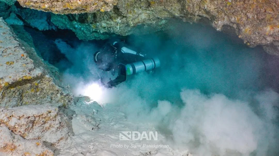 Maldivas: Primeiras imagens dentro da caverna onde morreram cinco mergulhadores italianos