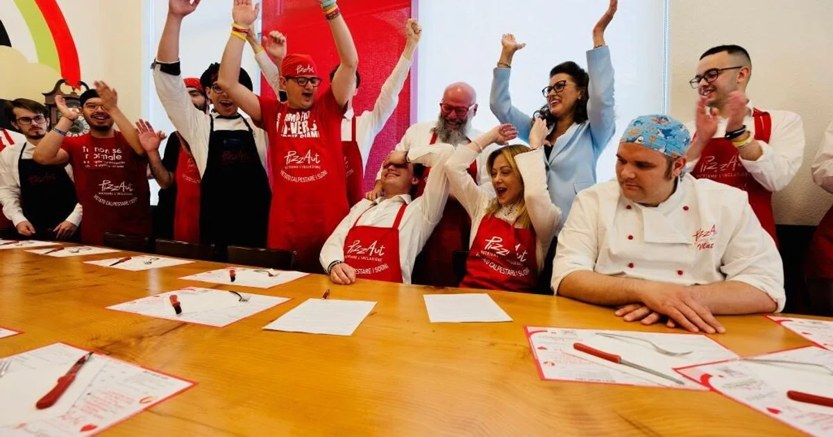 Primeiro de Maio: Meloni visita PizzAut em Monza e ressalta inclusão laboral de jovens autistas