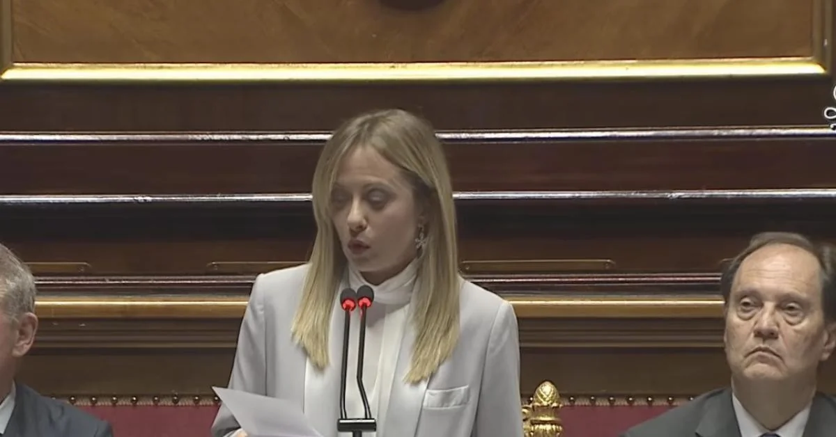 Meloni no 'premier time' no Senado: defesa da abertura ao diálogo e aviso sobre cenário econômico internacional