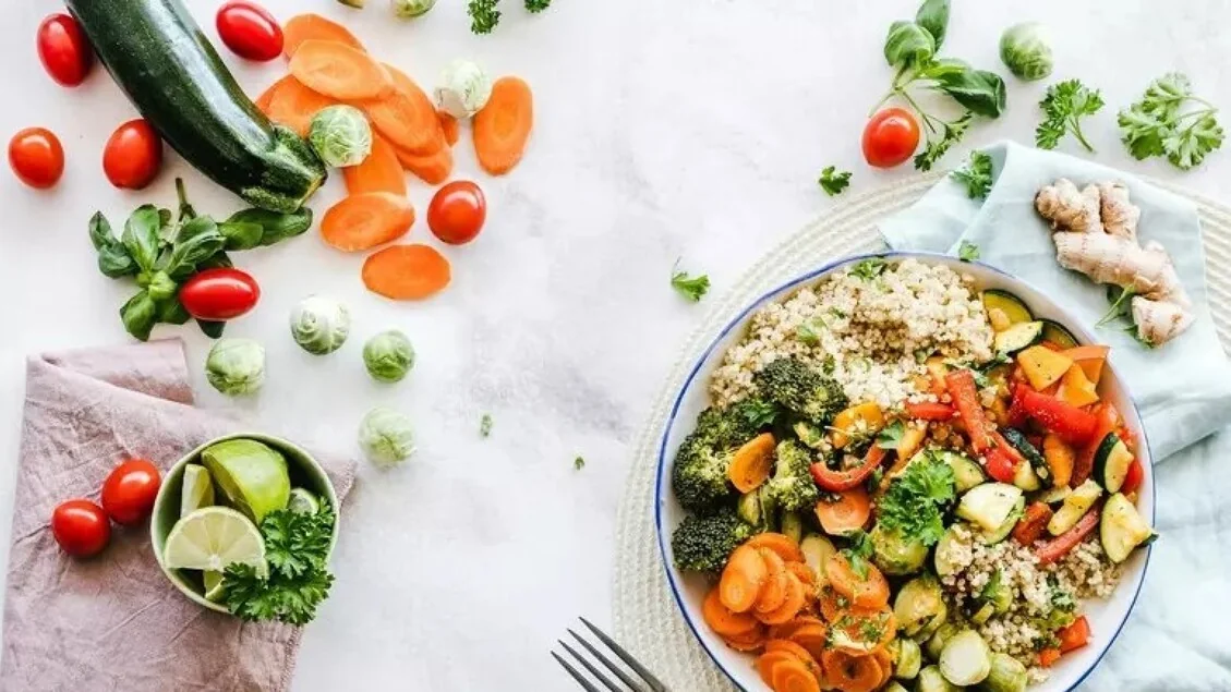 Menos recidivas no câncer de mama com dieta mediterrânea, 30 minutos de caminhada e vitamina D
