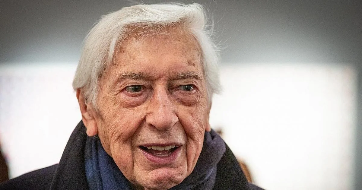 Morre Julio Le Parc, mestre da luz e do movimento, aos 97 anos