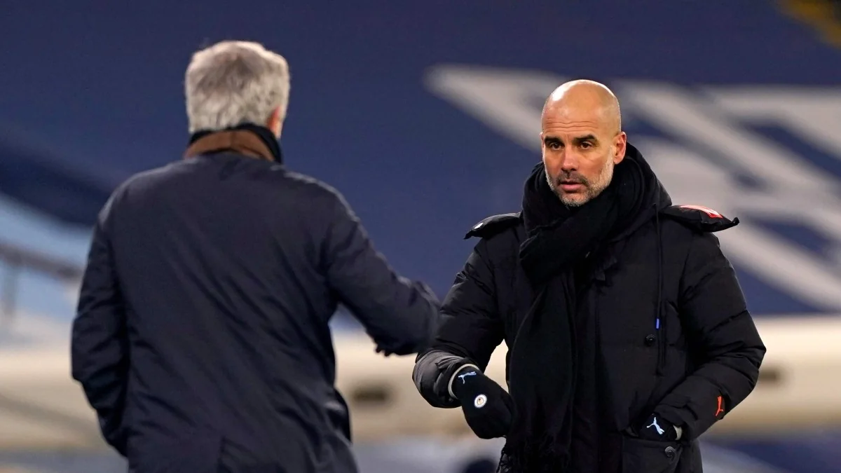 Mourinho volta ao Real; Guardiola se despede do City após década vitoriosa