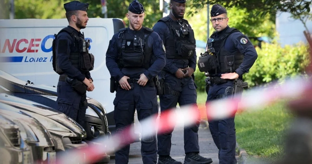 Tiroteio em Nantes ligado ao tráfico: 15 anos morto e 13 em estado crítico