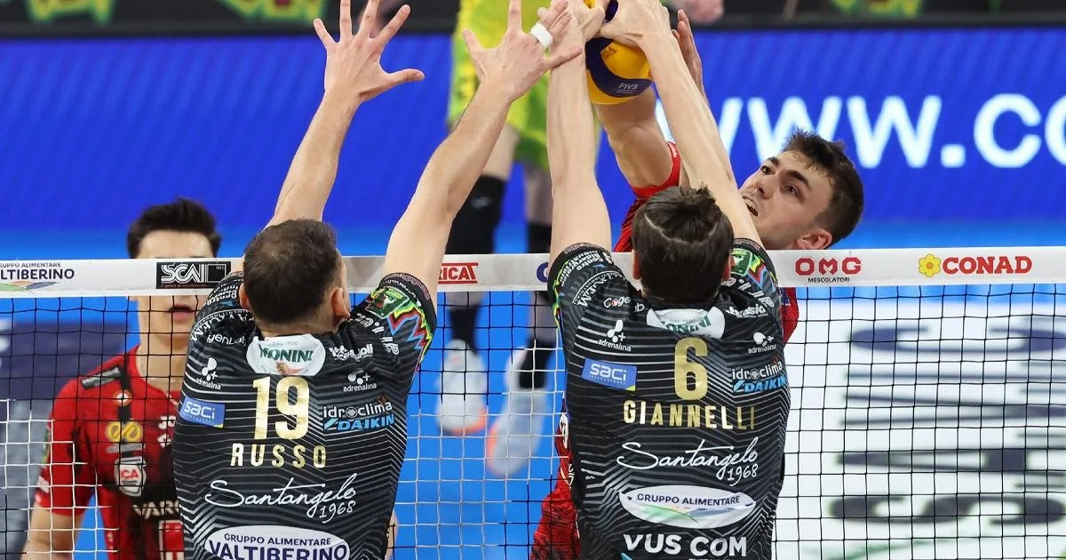 Perugia domina Civitanova e abre as Finales Scudetto com vitória por 3 a 0