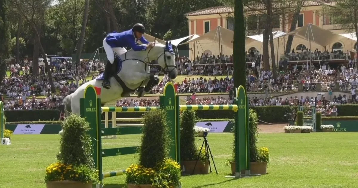 Piazza di Siena 2026: concerto gratuito “Armonie di Pace” ilumina a abertura do CSIO em Villa Borghese