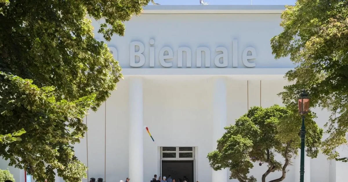 Por que a Bienal de Veneza ainda encanta — e por que falta novidade (ao contrário do Miart)