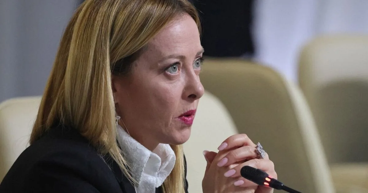 Première time no Senado: bloco parlamentar se confronta sobre economia e missão em Hormuz