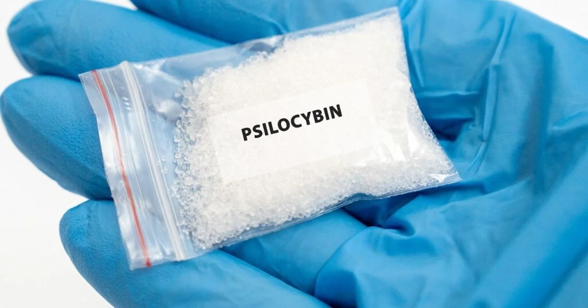 Psilocibina reduz sintomas de depressão em dose única, aponta estudo do Karolinska